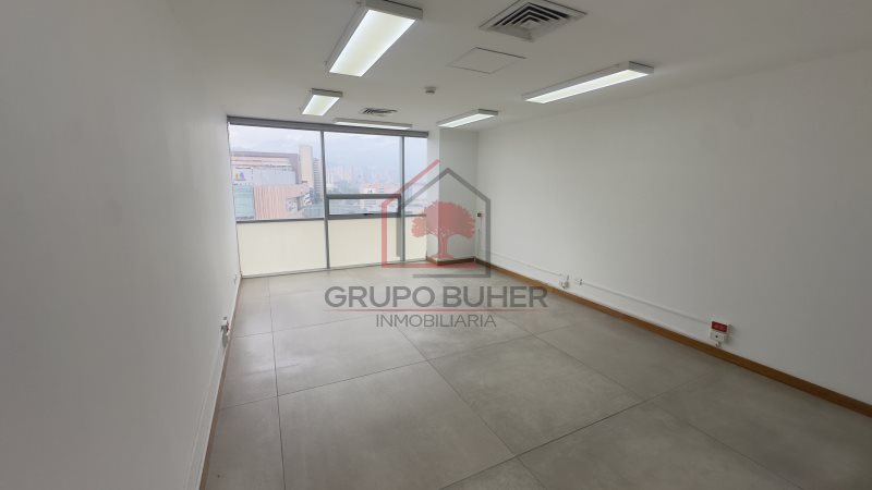 Oficina disponible para Arriendo en Envigado con un valor de $2,700,000 código 424