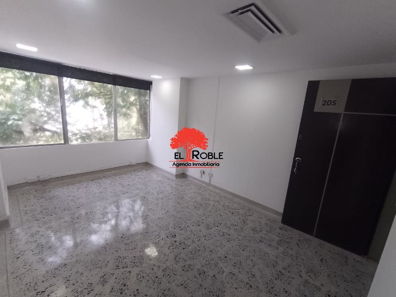 Oficina disponible para Arriendo en Medellín con un valor de $2,100,000 código 2182