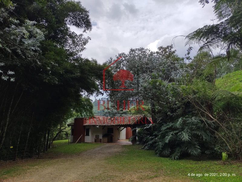 Casa-Finca disponible para Arriendo en La Estrella con un valor de $5,400,000 código 3329