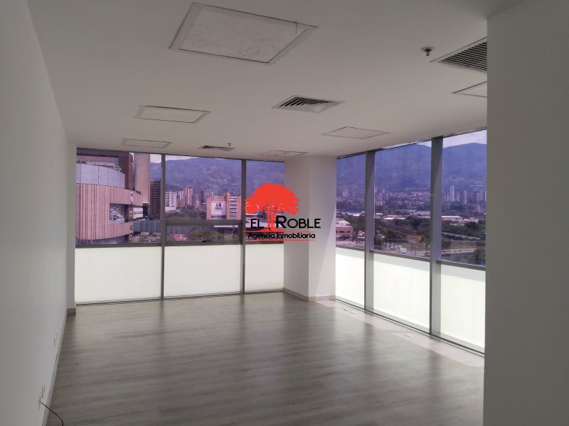 Oficina disponible para Venta en Envigado con un valor de $320,000,000 código 2014