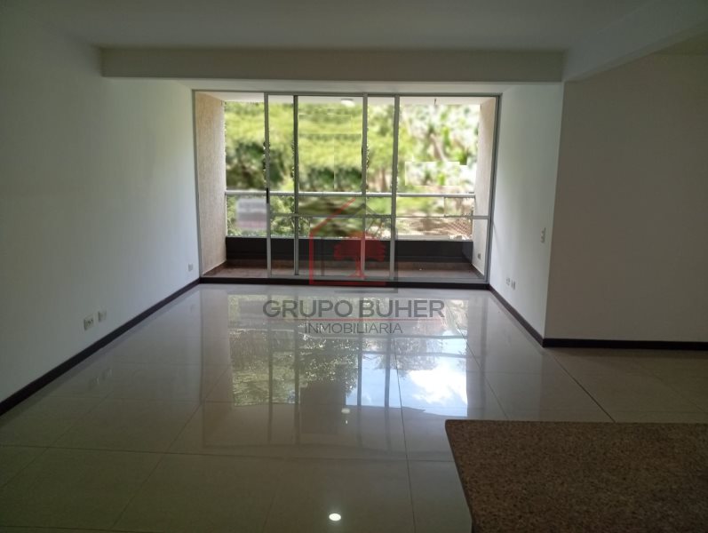 Apartamento disponible para Arriendo en Envigado Cumbres Foto numero 1