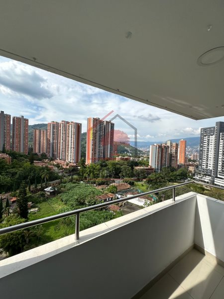 Apartamento disponible para Arriendo en Itagüí con un valor de $2,300,000 código 3477