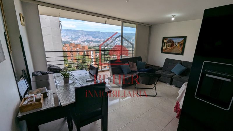 Apartamento disponible para Venta en Medellín La Loma De Los Bernal Foto numero 1