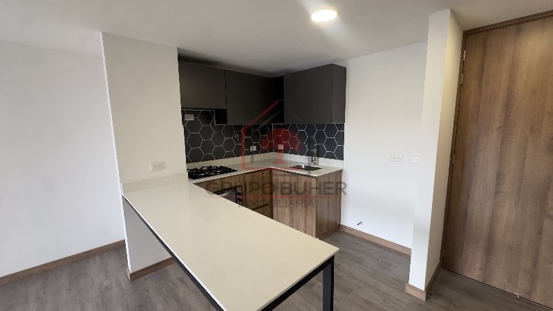 Apartamento disponible para Arriendo en Envigado Las Casitas Foto numero 1