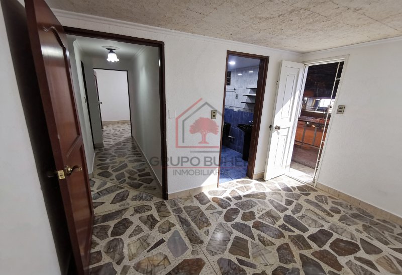 Casa – La Almeria, Medellín
