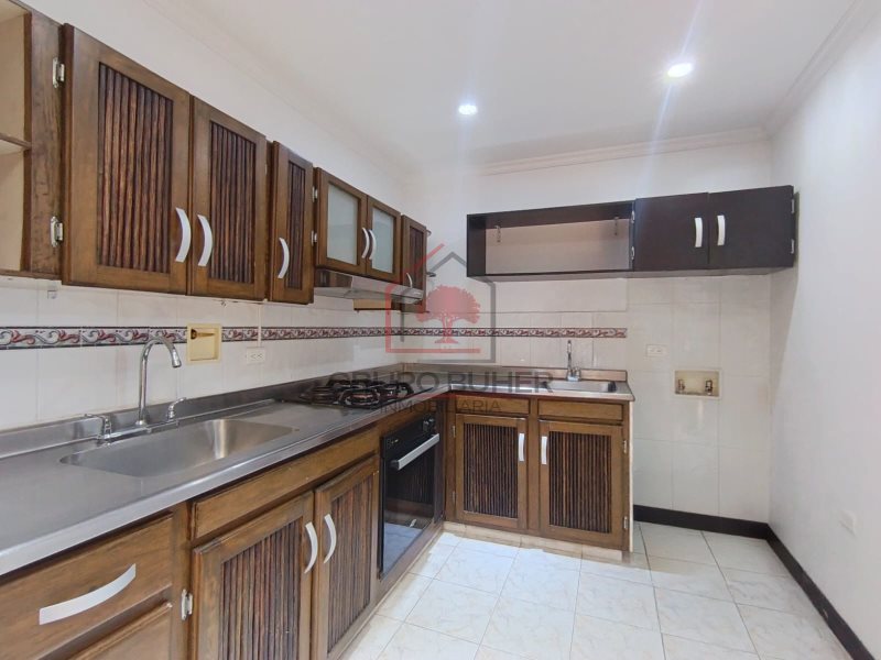 Casa disponible para Arriendo en Medellín La Castellana Foto numero 1