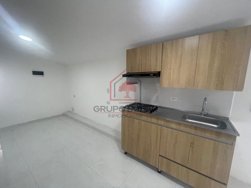 Apto-Loft disponible para Arriendo en Itagüí con un valor de $1,000,000 código 3743