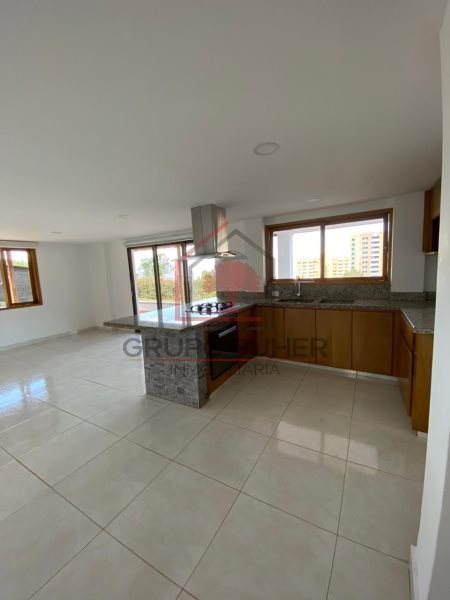 Casa disponible para Arriendo en Envigado La Mina Foto numero 1