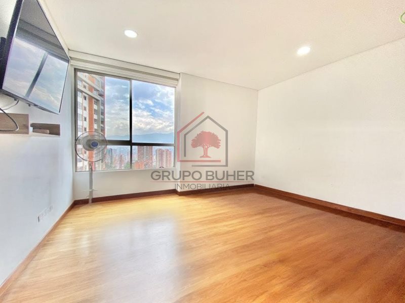 Apartamento En Arriendo - El Poblado, Medellín