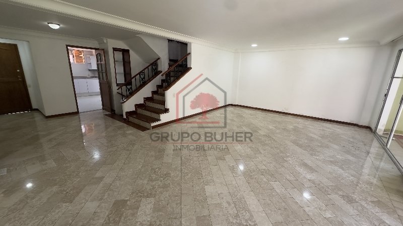 Casa disponible para Arriendo en Medellín Castropol Foto numero 1