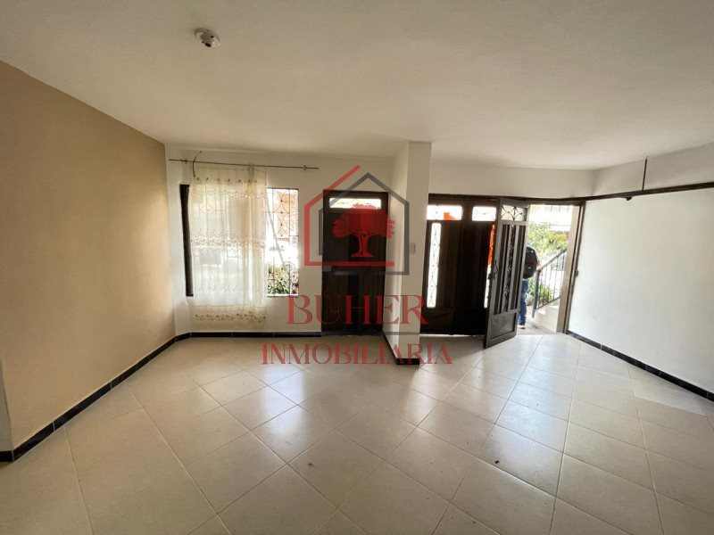 Casa disponible para Venta en Itagüí con un valor de $400,000,000 código 3462