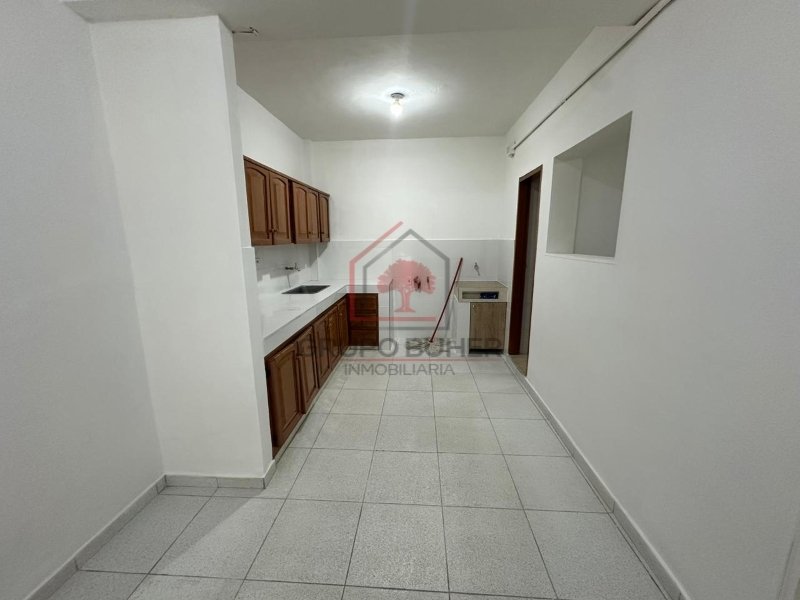 Casa disponible para Arriendo en Envigado Zona Centro Foto numero 1